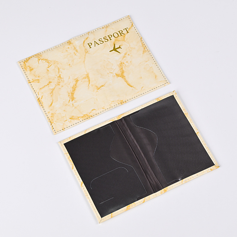 Couverture de passeport à moti - Leather Passport Cover avis et prix